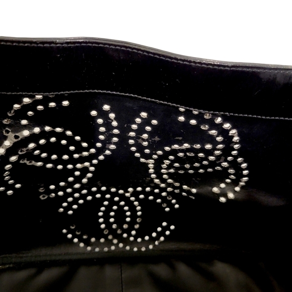 Chanel Triple CC Black Patent Leather Chain Link Perforated Shoulder Bag - Picture 10 of 10